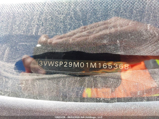 2001 Volkswagen Jetta მანქანა იყიდება აუქციონზე, vin: 3VWSP29M01M165368, აუქციონის ნომერი: 12623226