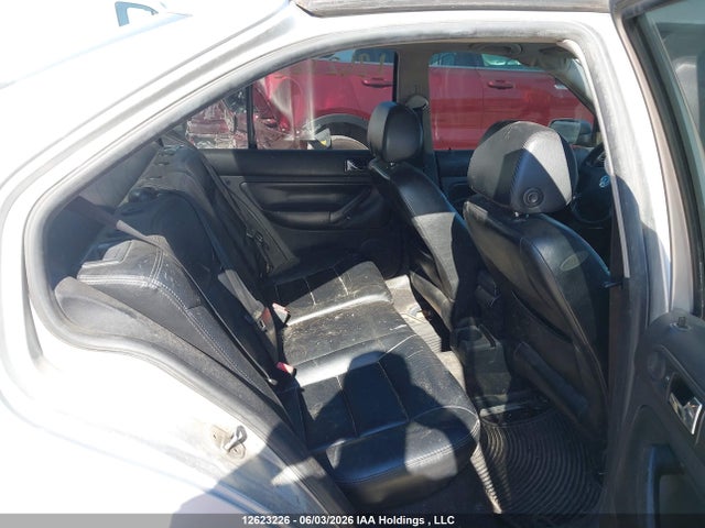 2001 Volkswagen Jetta მანქანა იყიდება აუქციონზე, vin: 3VWSP29M01M165368, აუქციონის ნომერი: 12623226