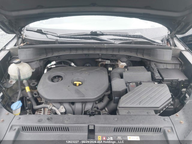 KM8J3CA42KU044359 Hyundai Tucson Preferred