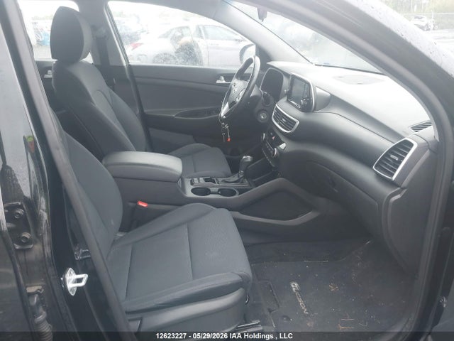 KM8J3CA42KU044359 Hyundai Tucson Preferred