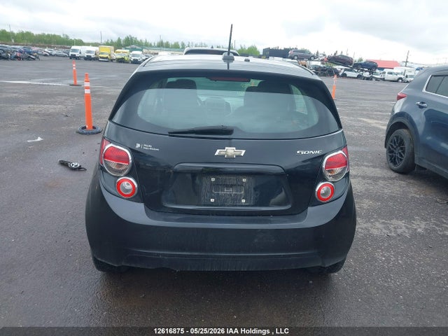 Продажа на аукционе авто 2016 Chevrolet Sonic Ls Auto, vin: 1G1JA6SH4G4180988, номер лота: 12616875