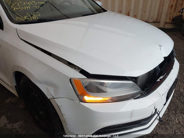 Aukcja sprzedaży 2015 Volkswagen Jetta 2.0l Trendline/2.0l Trendline+, vin: 3VW2K7AJ7FM335889, numer aukcji: 12623232