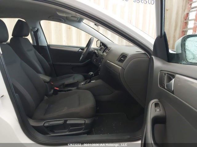 Aukcja sprzedaży 2015 Volkswagen Jetta 2.0l Trendline/2.0l Trendline+, vin: 3VW2K7AJ7FM335889, numer aukcji: 12623232