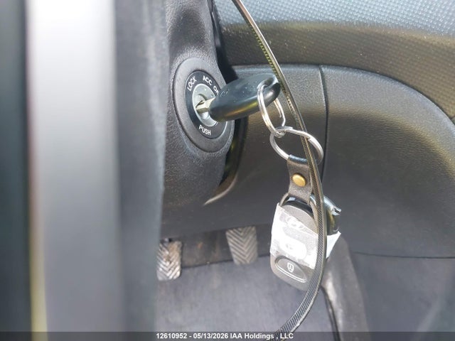 KMHCT5AE6GU251034 Hyundai ACCENT GL