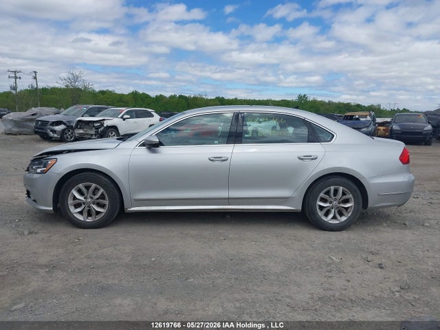 1VWAS7A3XGC067520 Volkswagen Passat 1.8 Tsi Trendline/1.8 Tsi Trendline+