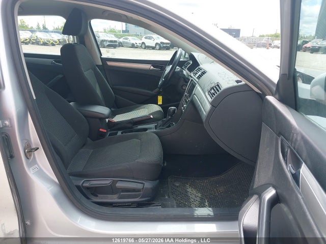 1VWAS7A3XGC067520 Volkswagen Passat 1.8 Tsi Trendline/1.8 Tsi Trendline+