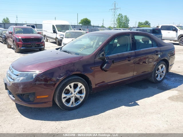 12623256 :رقم المزاد ، 3FAHP0HAXCR251923 vin ، 2012 Ford Fusion Se مزاد بيع