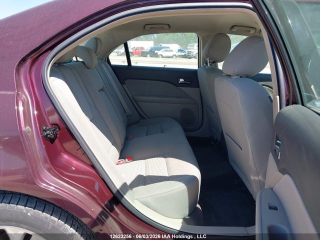12623256 :رقم المزاد ، 3FAHP0HAXCR251923 vin ، 2012 Ford Fusion Se مزاد بيع