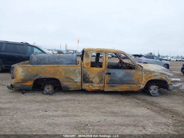 12623257 :رقم المزاد ، 2GTEK19K5S1575048 vin ، 1995 Gmc Sierra K1500 مزاد بيع