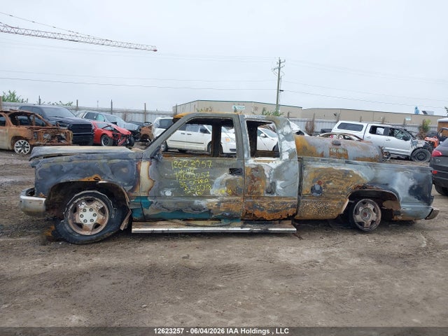 12623257 :رقم المزاد ، 2GTEK19K5S1575048 vin ، 1995 Gmc Sierra K1500 مزاد بيع
