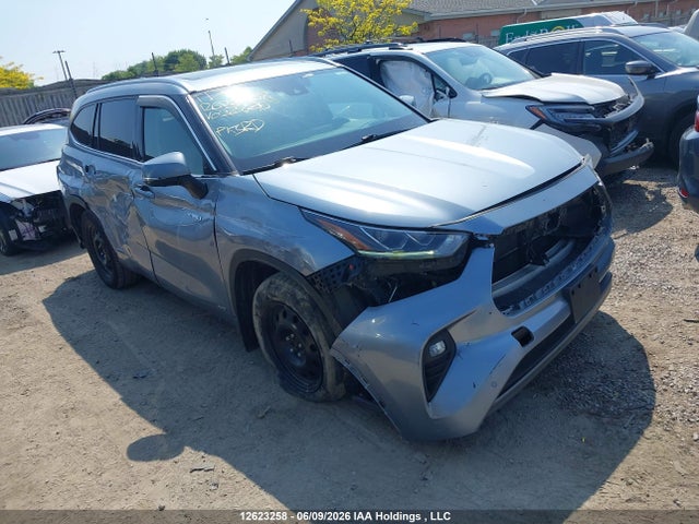 Продажа на аукционе авто 2021 Toyota Highlander Hybrid Limited, vin: 5TDEBRCH8MS022725, номер лота: 12623258