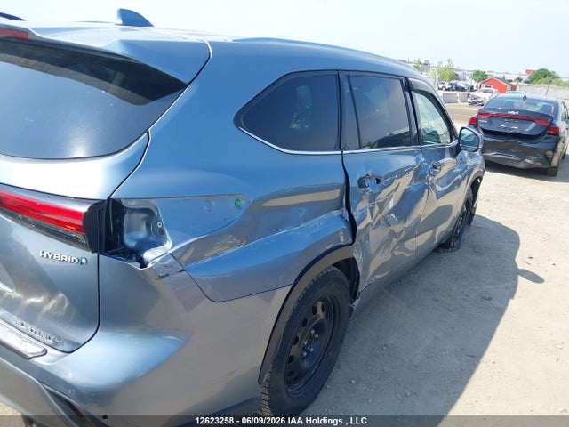 12623258 :رقم المزاد ، 5TDEBRCH8MS022725 vin ، 2021 Toyota Highlander Hybrid Limited مزاد بيع