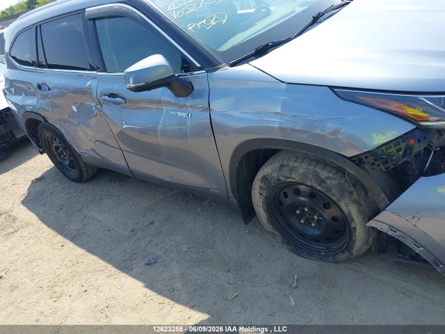 12623258 :رقم المزاد ، 5TDEBRCH8MS022725 vin ، 2021 Toyota Highlander Hybrid Limited مزاد بيع