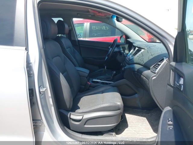12623267 :رقم المزاد ، KM8J3CA48HU373513 vin ، 2017 Hyundai Tucson Luxury مزاد بيع