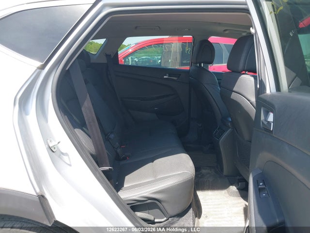 12623267 :رقم المزاد ، KM8J3CA48HU373513 vin ، 2017 Hyundai Tucson Luxury مزاد بيع