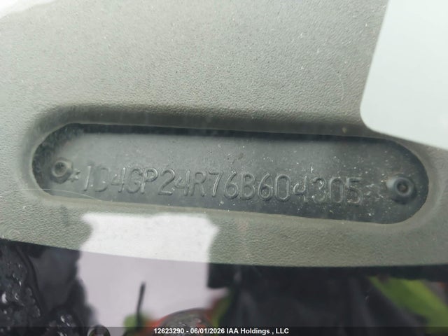 12623290 :رقم المزاد ، 1D4GP24R76B604305 vin ، 2006 Dodge Grand Caravan مزاد بيع