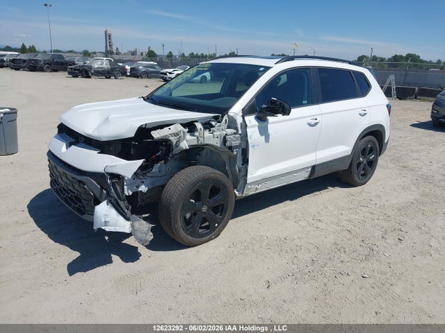 3VV2C7B24SM042745 Volkswagen Taos Se Black
