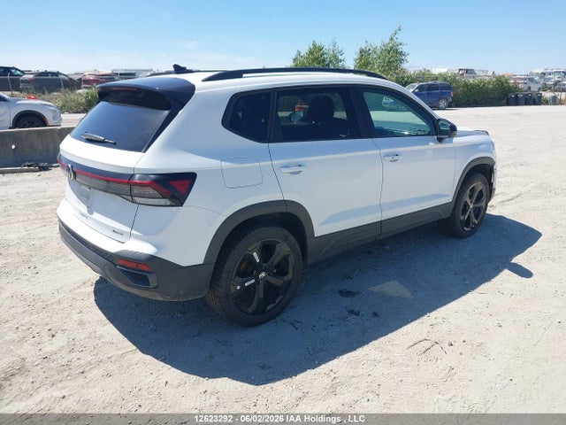 3VV2C7B24SM042745 Volkswagen Taos Se Black