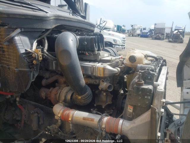 12623308 :رقم المزاد ، 1FUJHHDR5PLUG8114 vin ، 2023 Freightliner New Cascadia 126 مزاد بيع