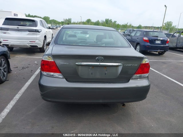 12623313 :رقم المزاد ، 4T1BE32K05U524495 vin ، 2005 Toyota Camry Le/xle/se مزاد بيع