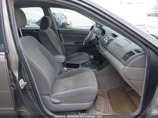 12623313 :رقم المزاد ، 4T1BE32K05U524495 vin ، 2005 Toyota Camry Le/xle/se مزاد بيع