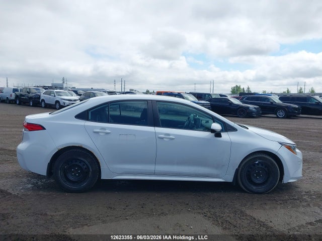 12623355 :رقم المزاد ، 5YFBPRBE6LP028803 vin ، 2020 Toyota Corolla Le مزاد بيع