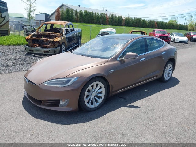 12623358 :رقم المزاد ، 5YJSA1E20GF134640 vin ، 2016 Tesla Model S مزاد بيع