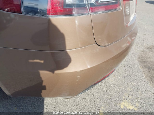 12623358 :رقم المزاد ، 5YJSA1E20GF134640 vin ، 2016 Tesla Model S مزاد بيع