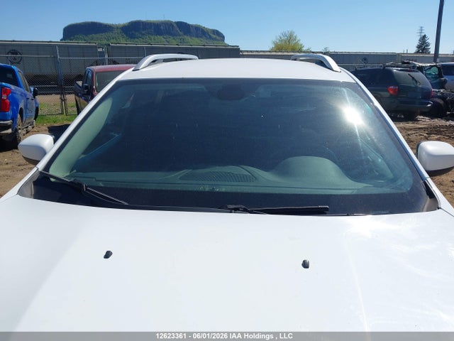 Продажа на аукционе авто 2015 Jeep Cherokee Latitude, vin: 1C4PJLCS8FW525372, номер лота: 12623361