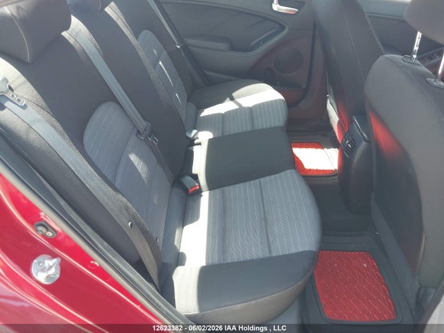 Продажа на аукционе авто 2015 Kia Forte Lx, vin: KNAFX4A63F5275547, номер лота: 12623382