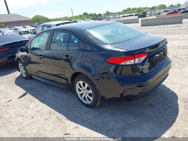 Toyota Corolla Le/xle 2022 5YFBPMBE6NP279861 Image 3