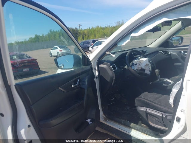 Продаж на аукціоні авто 2015 Nissan Rogue S/sl/sv, vin: 5N1AT2MVXFC872590, номер лоту: 12623416