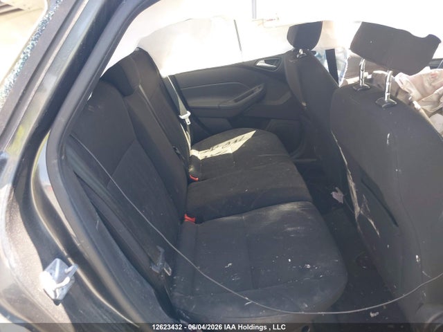 Ford FOCUS SE 2016 1FADP3K26GL400561 Image 8