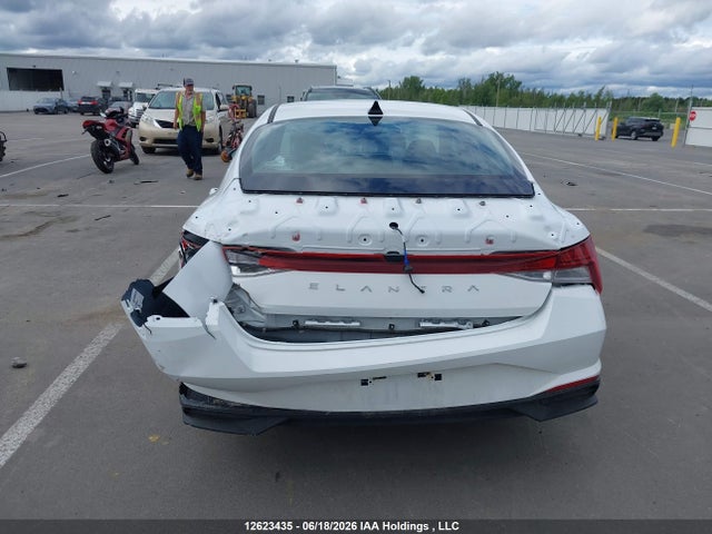 12623435 :رقم المزاد ، KMHLM4AG4PU380107 vin ، 2023 Hyundai Elantra Preferred Ivt مزاد بيع