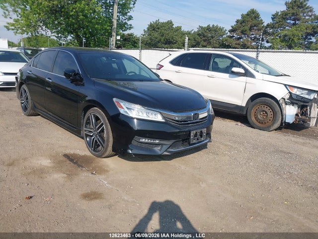 12623463 :رقم المزاد ، 1HGCR2F07HA806768 vin ، 2017 Honda Accord Touring مزاد بيع