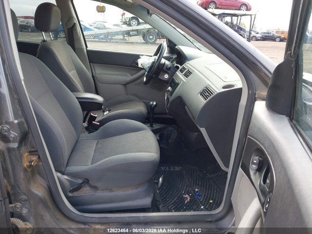 Продажа на аукционе авто 2005 Ford Focus Zx5, vin: 3FAFP37N75R103549, номер лота: 12623464