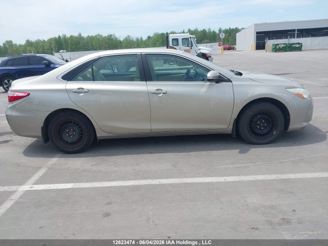 2015 Toyota Camry Le მანქანა იყიდება აუქციონზე, vin: 4T1BF1FK9FU931891, აუქციონის ნომერი: 12623474