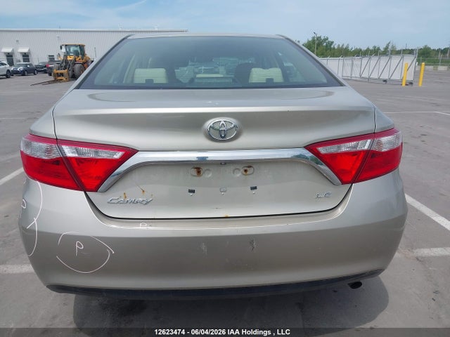 2015 Toyota Camry Le მანქანა იყიდება აუქციონზე, vin: 4T1BF1FK9FU931891, აუქციონის ნომერი: 12623474