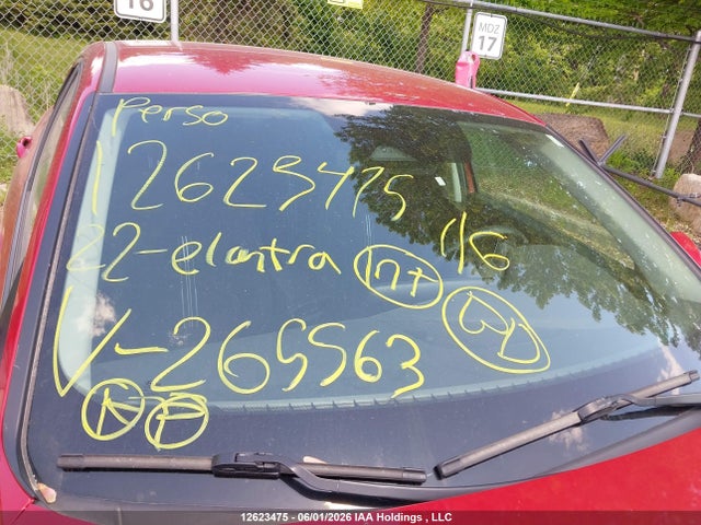 12623475 :رقم المزاد ، KMHLM4AG7NU265563 vin ، 2022 Hyundai Elantra Sel مزاد بيع