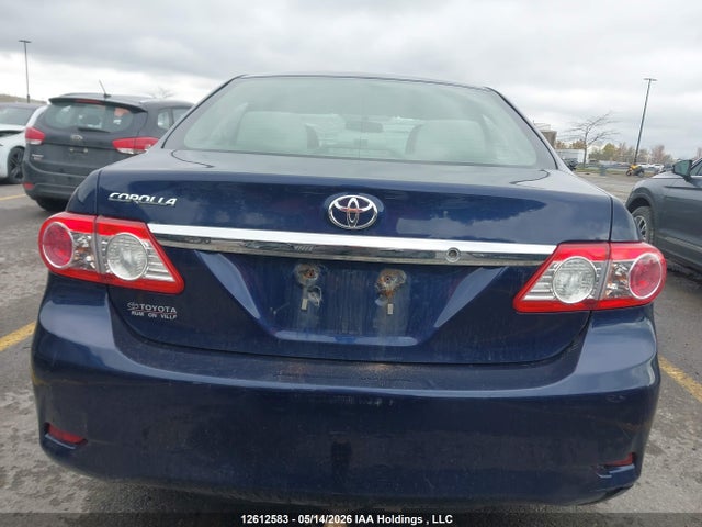 2012 Toyota Corolla Ce მანქანა იყიდება აუქციონზე, vin: 2T1BU4EE5CC875576, აუქციონის ნომერი: 12612583