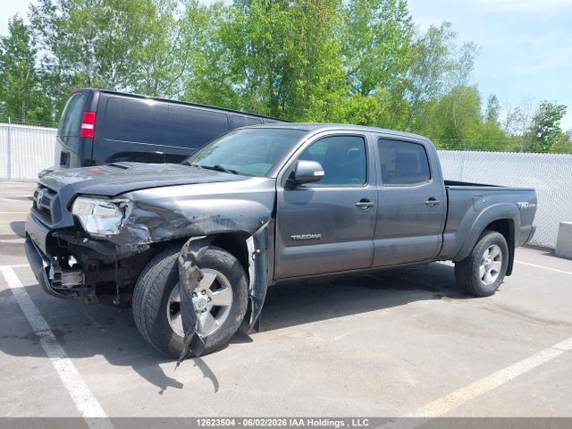 2014 Toyota Tacoma V6 მანქანა იყიდება აუქციონზე, vin: 5TFMU4FN7EX019613, აუქციონის ნომერი: 12623504