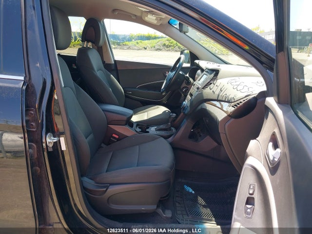 Продажа на аукционе авто 2017 Hyundai Santa Fe Sport, vin: 5XYZU3LB7HG455878, номер лота: 12623511