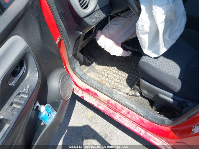 2016 Toyota Yaris Le მანქანა იყიდება აუქციონზე, vin: VNKKTUD33GA067571, აუქციონის ნომერი: 12623543