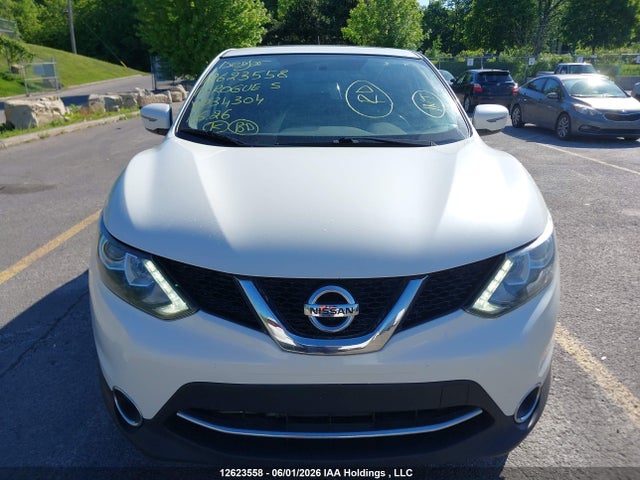JN1BJ1CP1HW034304 Nissan Rogue Sport S/sv/sl