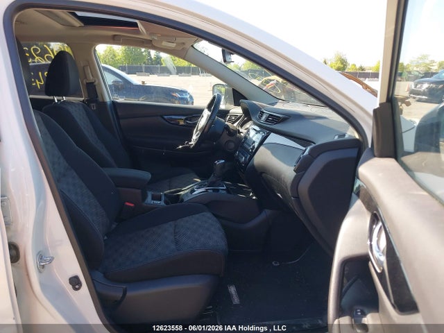 JN1BJ1CP1HW034304 Nissan Rogue Sport S/sv/sl