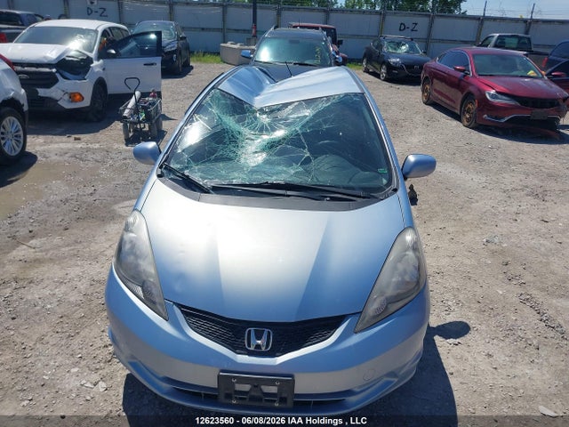 Продажа на аукционе авто 2010 Honda Fit Lx, vin: JHMGE8H55AC802427, номер лота: 12623560