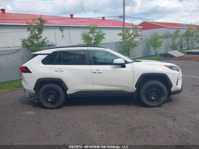 Продажа на аукционе авто 2020 Toyota Rav4 Le, vin: 2T3B1RFV8LW122618, номер лота: 12623572