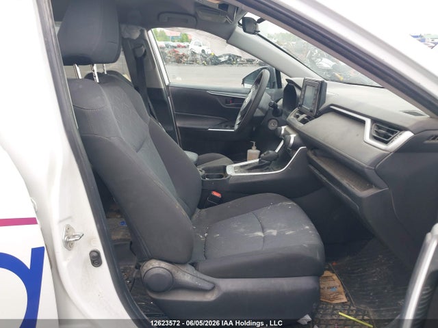 Продажа на аукционе авто 2020 Toyota Rav4 Le, vin: 2T3B1RFV8LW122618, номер лота: 12623572