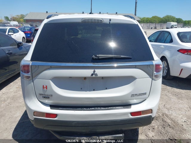 2014 Mitsubishi Outlander Gt მანქანა იყიდება აუქციონზე, vin: JA4JZ4AX2EZ604787, აუქციონის ნომერი: 12623575