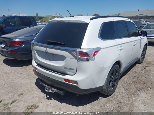 2014 Mitsubishi Outlander Gt მანქანა იყიდება აუქციონზე, vin: JA4JZ4AX2EZ604787, აუქციონის ნომერი: 12623575